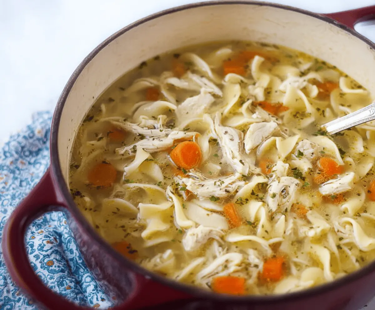 CopyCat Panera Bread Chicken Noodle Soup Recipe – Easy & Delicious
