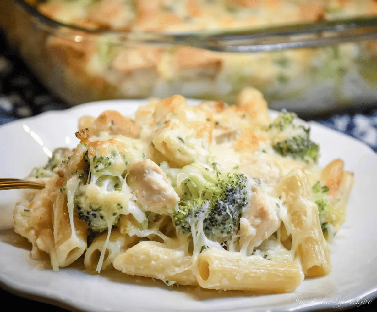 Easy Chicken Broccoli Alfredo Bake