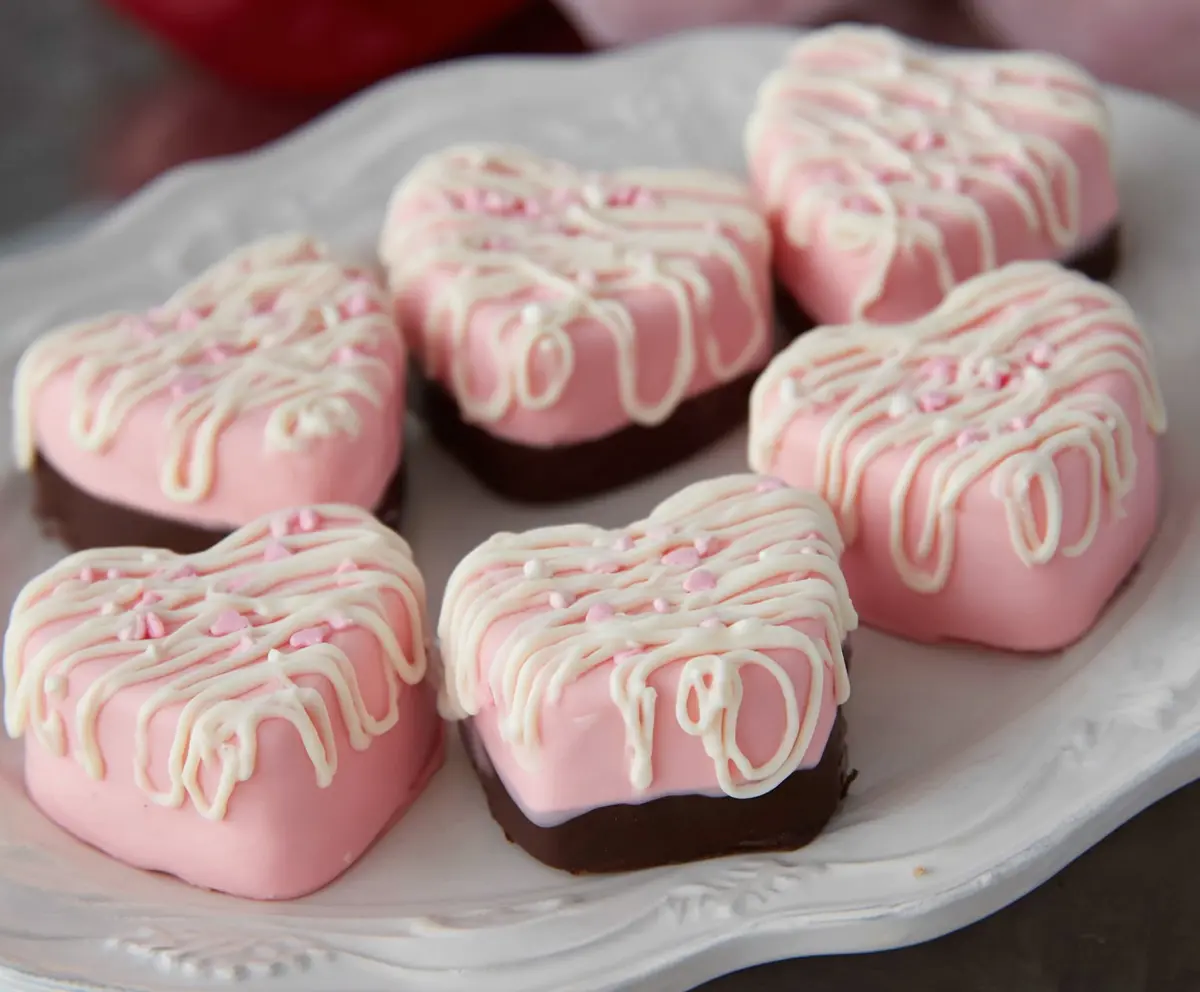 Easy Copycat Little Debbie Valentines Cakes